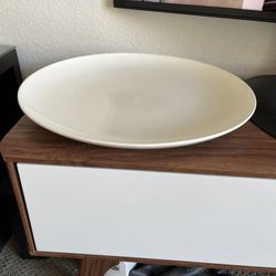 Crate And Barrel Serving Platter 16”  In Diameter By 1 3/4”  Height