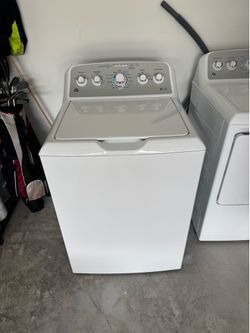 Brand New GE Washer Dryer
