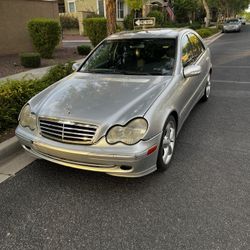 2004 Mercedes-Benz C-Class