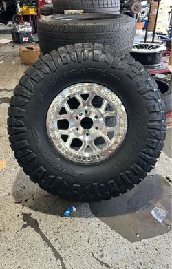 Kmc 444 Mesa Forged Beadlock in Raw Machined 17” 6 Lug / dm for pricing!!