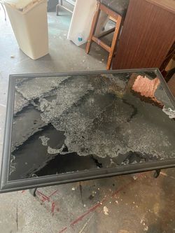 Plexiglass top metal coffee table