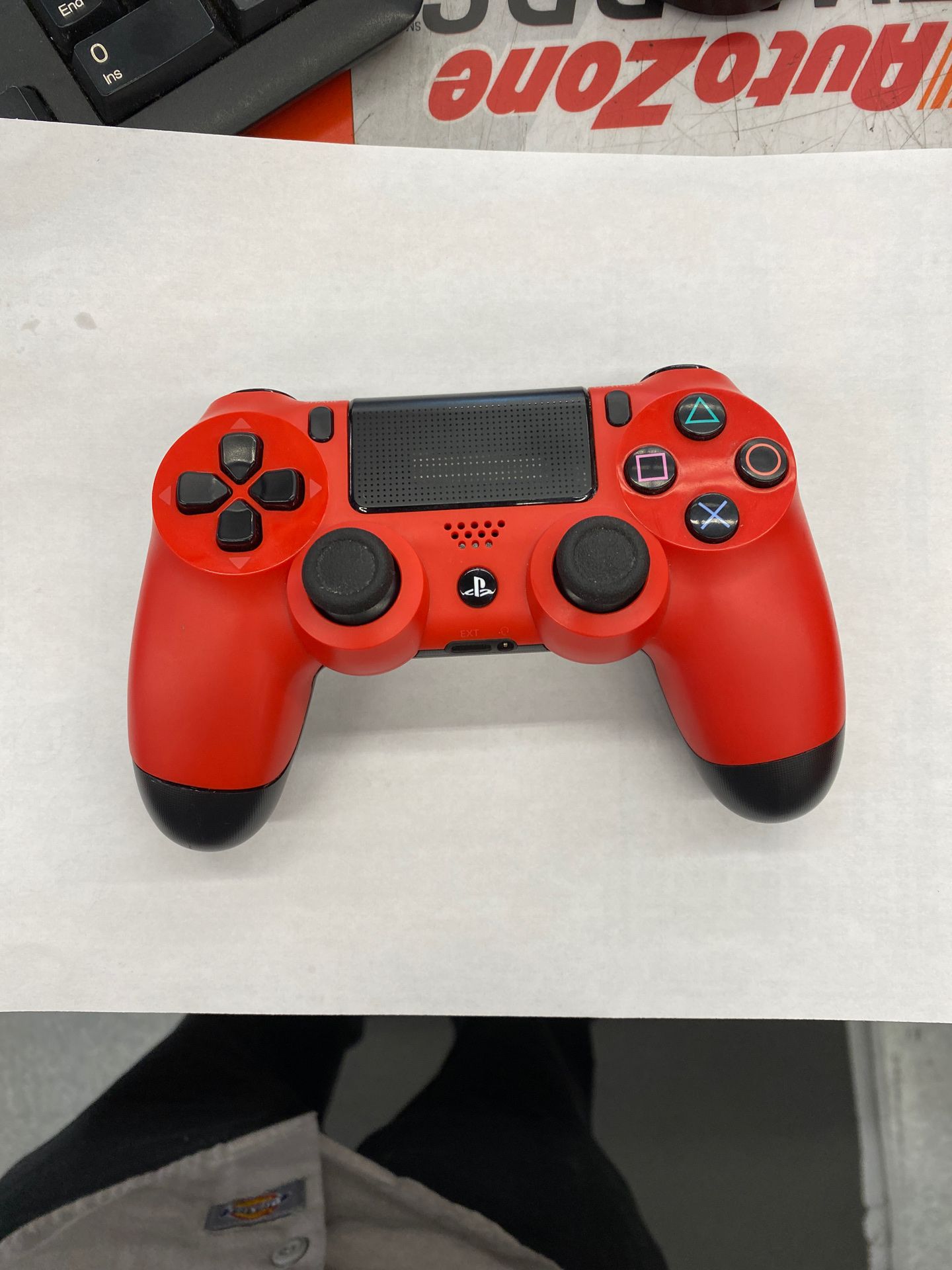 PS4 controller