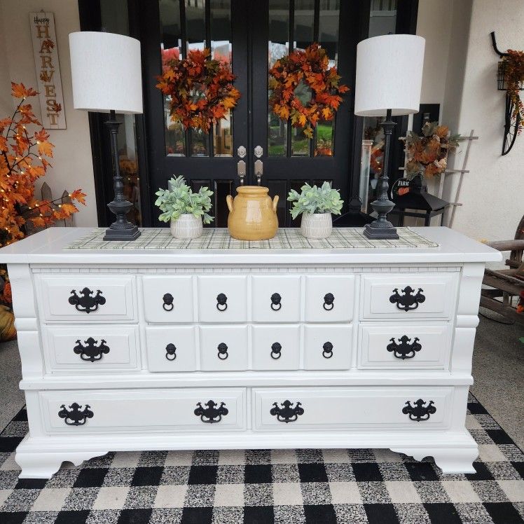 Farmhouse Dresser