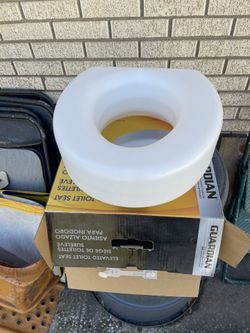 Elevated toilet Seat 