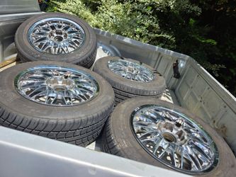 16 inch 5 lugs 5 x4.5 with 215 /60/ 16 Tires