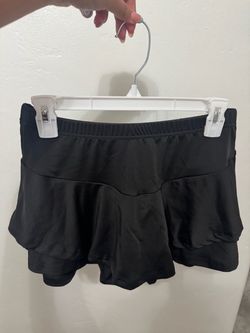 Black skirt