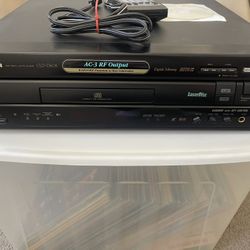 Laser disc player - Used Pioneer CLD-D605