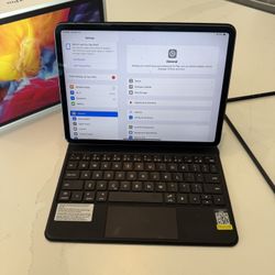 KEYBOARD ONLY!  iPad Pro 11” Keyboard - Case