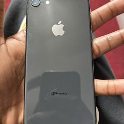 iPhone 8