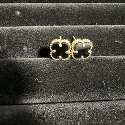 14 K Yellow Gold Black Stone Stud Earrings 