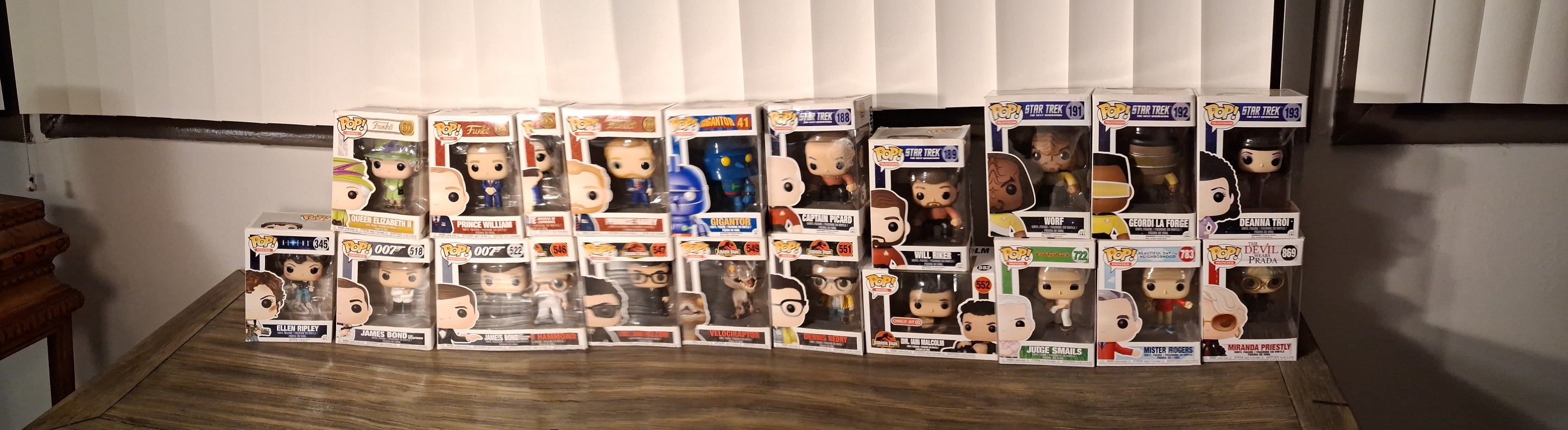 Assorted Pop Dolls Action Figures