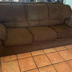 Full Size Sofa And Matching Love Seat 
