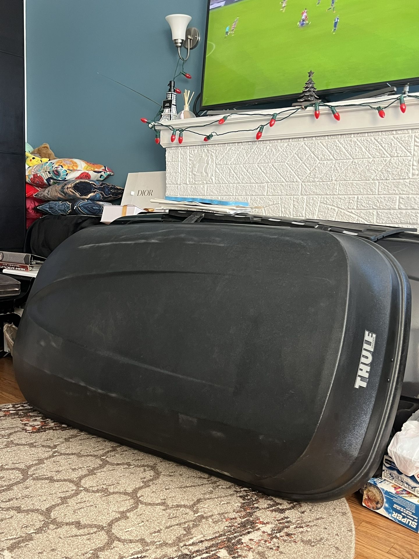 Thule Rear Box Thule Cargo Box for Sale in Chicago, IL - OfferUp