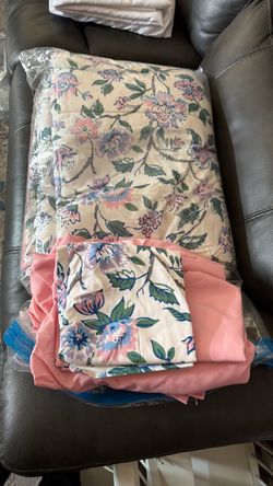 New Twin Bed Set