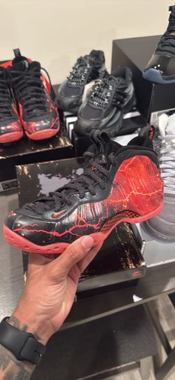 Stranger Things Foamposites (7.5m)