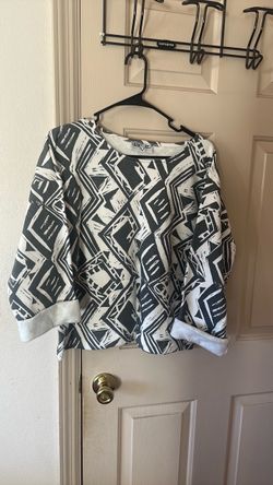 Black and White Geometric Print Sweatshirt