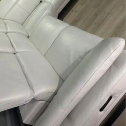 POWER RECLINER LEATHER SECTIONAL WHITE COLOR.. DELIVERY SERVICE AVAILABLE 💥🚚💥