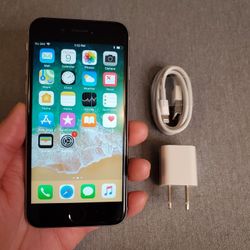 iPhone 6s - UNLOCKED - Like New  