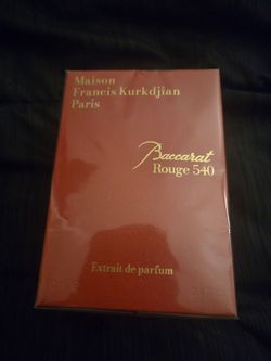 Baccarat men and women cologne