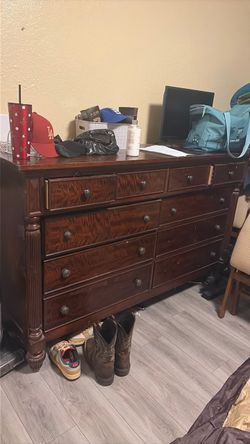 Dresser