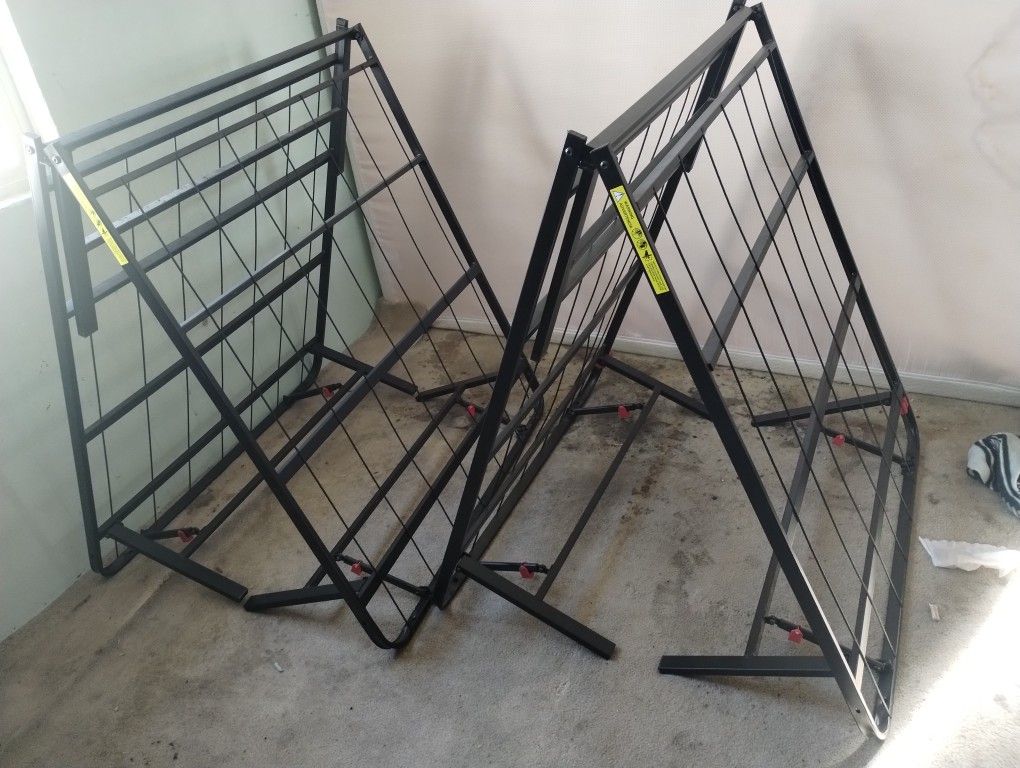 purchase.
Mattress Firm Deluxe Raised Metal Platform Frame