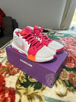 Nike LeBron Witness 8 – Size 11