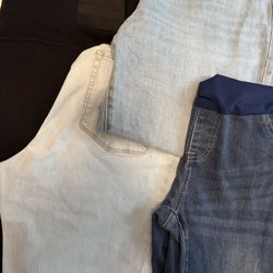 5 pairs of maternity pants size 10/12 $10 for all