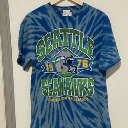 Seattle Seahawks Tie Due Shirt Size Large
