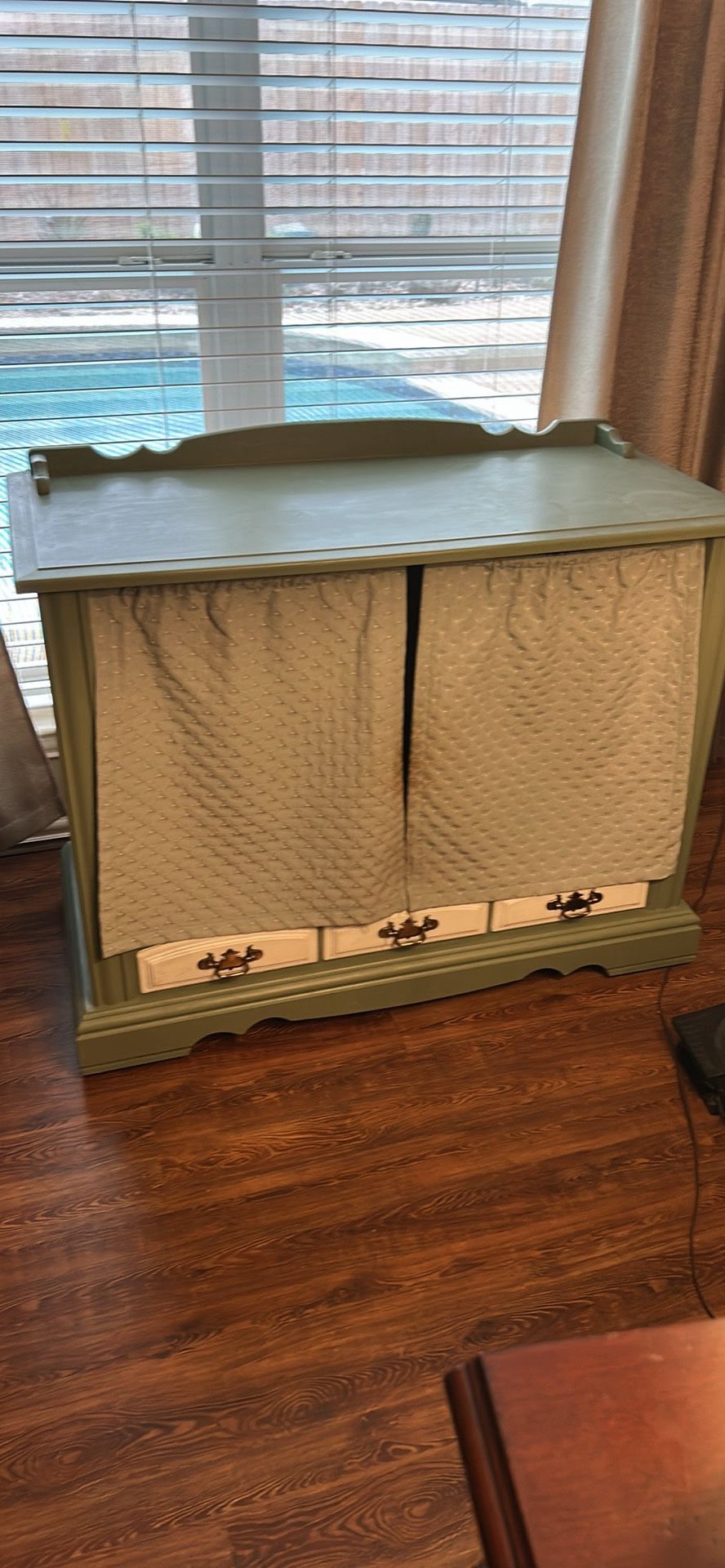 Large Furniture Style Dog Bed