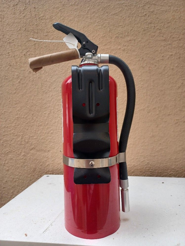 FIRST ALERT Fire Extinguisher model EX3622