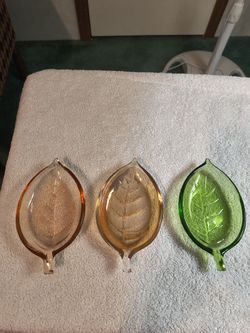 3 Vintage Leaf Glass Trinkets Or Candy Dishes 
