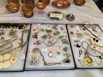 Vintage Jewelry Downsizing Some Of My Jewelry Cash/Venmo Pickup White Bear Lake