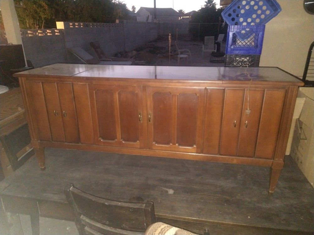Vintage (("Antique")) 1960s Zenith Record Player Cabinet Buffet Hutch