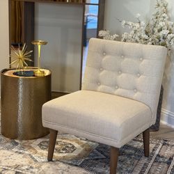 New - beige linen accent chair ( 2 available, 100$ each )