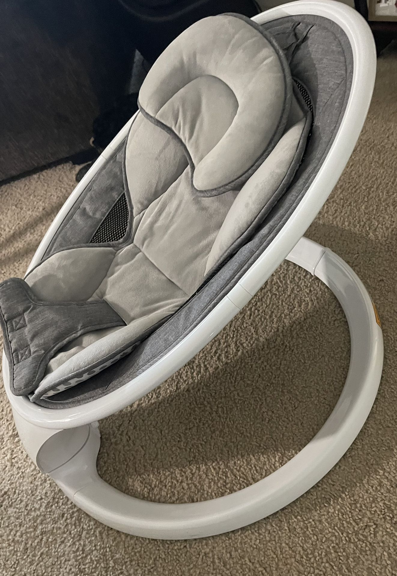 Munchkin Swivel Chair
