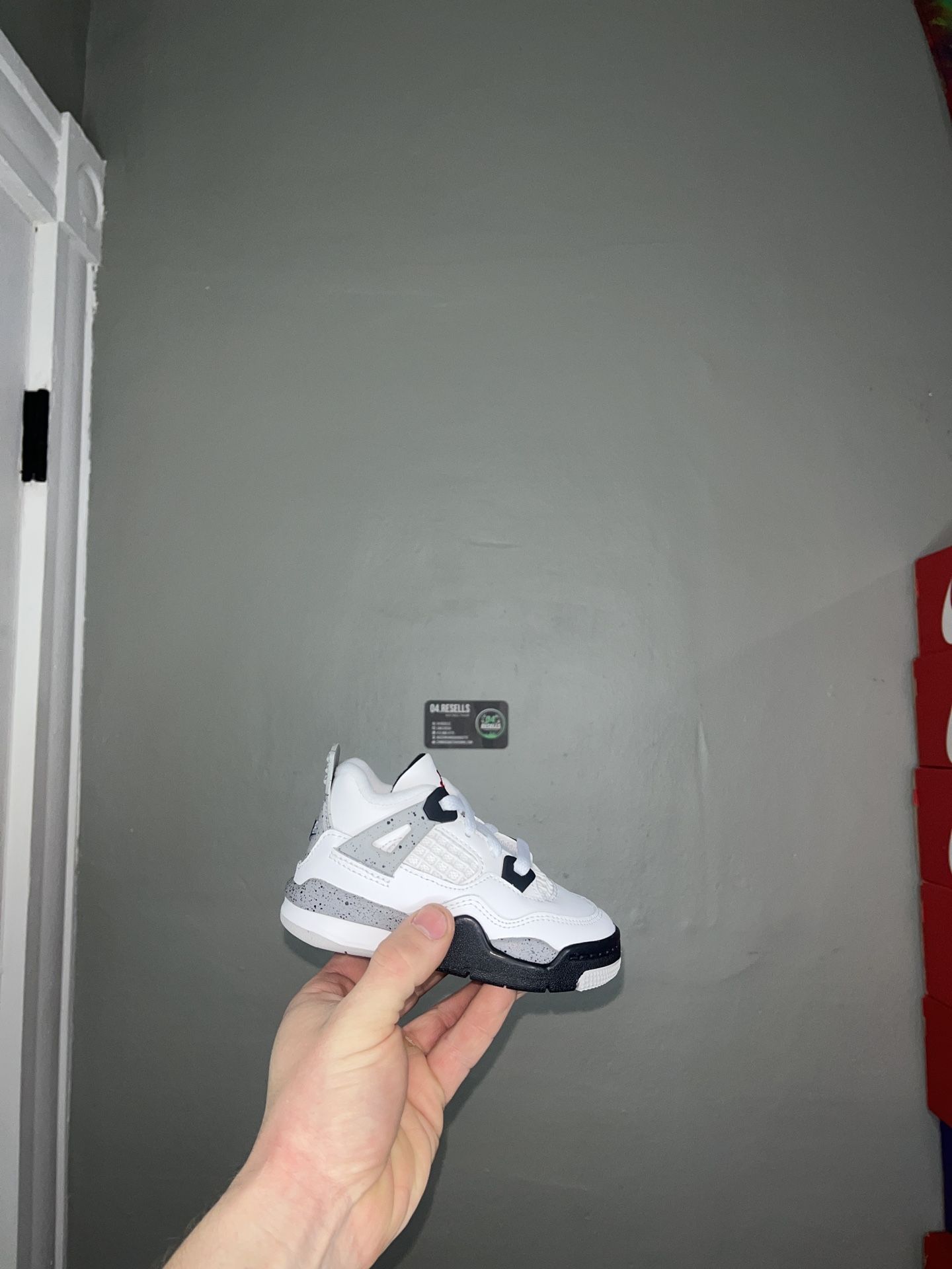 Jordan 4 White Cement
