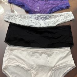 New DKNY Panties Set Of 5 Pc Size Small /medium Thong , Bikini , Boyshorts