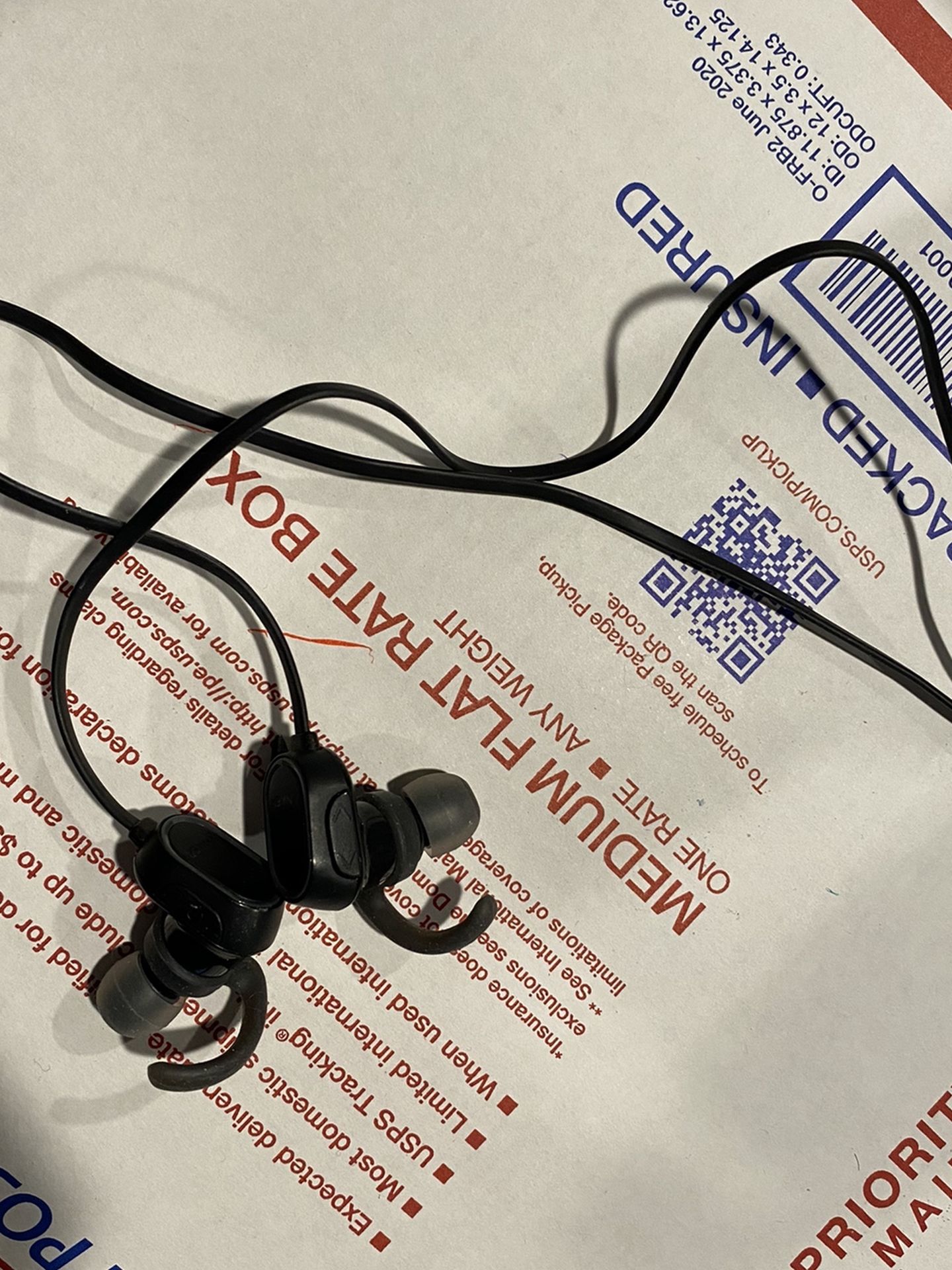 Anker Wireless Headphones (Behind The Head Wire)