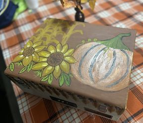 Hand painted BT Record Player