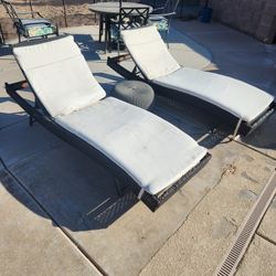 2 Pool Lounge Chairs And Side Table