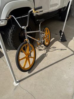 Custom Chrome & Gold BMX – Clean Build