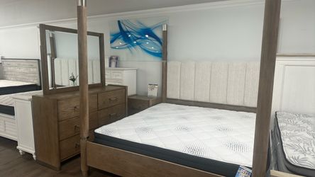Amazing Deal‼️Gorgeous Wood 5pc Bedroom Furniture Set With FREE Nightstand $1499