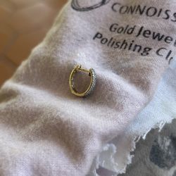 Single 10K Gold Hoop With Diamonds 