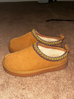 Slippers