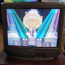 20" CRT Trinitron Curved Retro Gaming color television model 1994