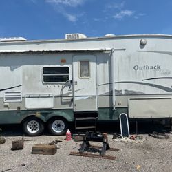 Pull Rv Outback By Keystone 