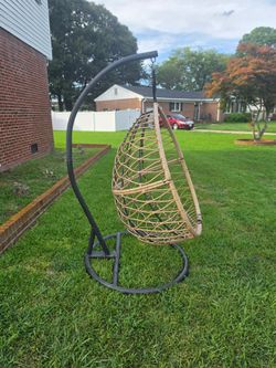 Egg chair