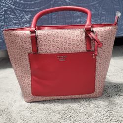 New. Tote Bag. (Guess) 