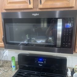 Whirlpool Over-Range Microwave Black Stainless (read description)