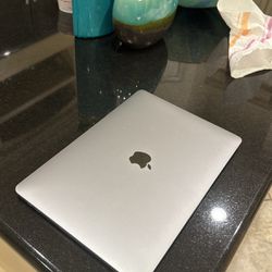 2022 13’ Macbook Pro